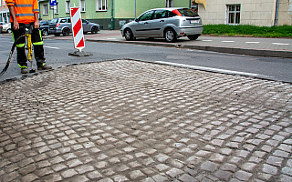 Ulica Mickiewicza w Olsztynie z kostką brukową? Trwają prace